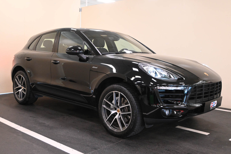 Porsche Macan 3.0 S Diesel - Concessionario auto nuove usate autonoleggio Arezzo