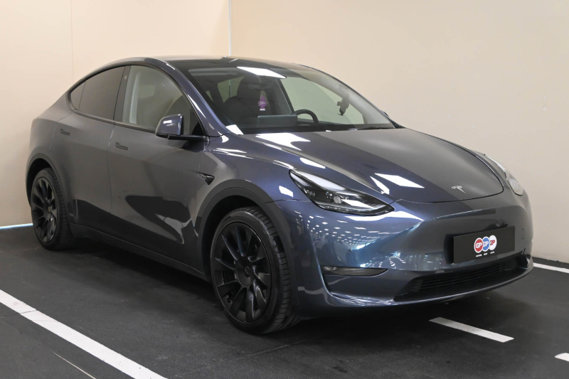 Tesla Model Y Long Range AWD - Concessionario auto nuove usate autonoleggio Arezzo