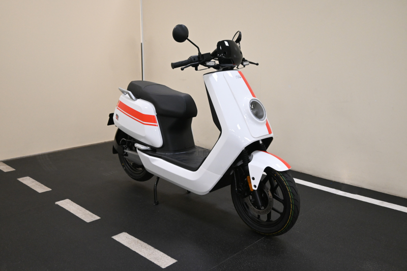 NIU                  NQi GTS (standard range) - Concessionario auto nuove usate autonoleggio Arezzo