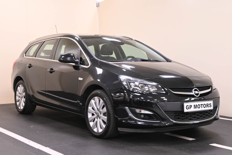 Opel Astra 1.7 CDTI 110CV Sports Tourer Cosmo - Concessionario auto nuove usate autonoleggio Arezzo