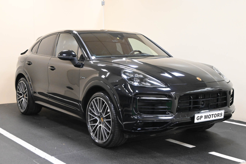 Porsche Cayenne 3.0 Coupè V6 E-Hybrid - Concessionario auto nuove usate autonoleggio Arezzo