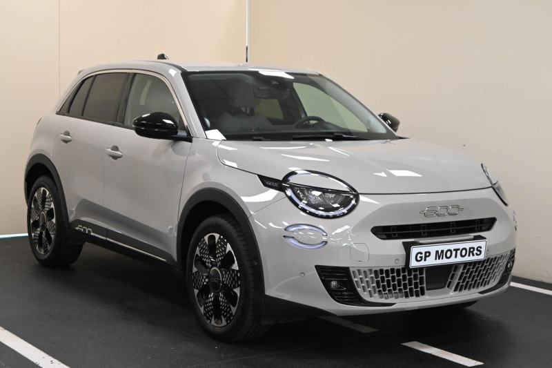 FIAT 600 Hybrid MHEV - Concessionario auto nuove usate autonoleggio Arezzo