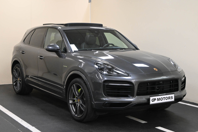 PORSCHE Cayenne 3ªs.'17--> Cayenne 3.0 V6 E-Hybrid - Concessionario auto nuove usate autonoleggio Arezzo
