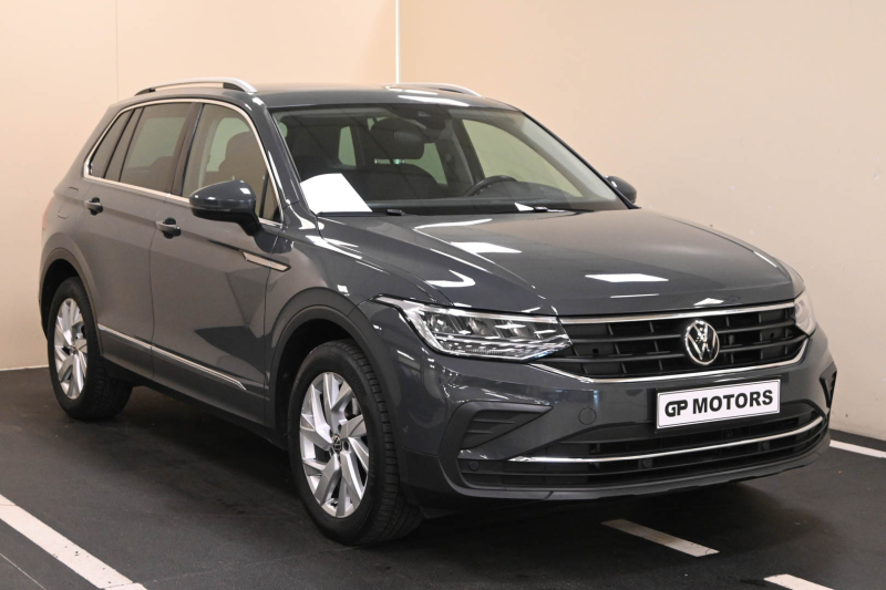 VOLKSWAGEN Tiguan 2ª serie Tiguan 2.0 TDI 150 CV SCR DSG Life - Concessionario auto nuove usate autonoleggio Arezzo