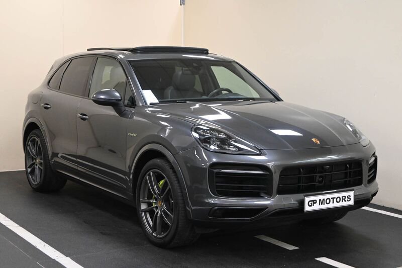 Porsche Cayenne 3.0 V6 E-Hybrid - Concessionario auto nuove usate autonoleggio Arezzo