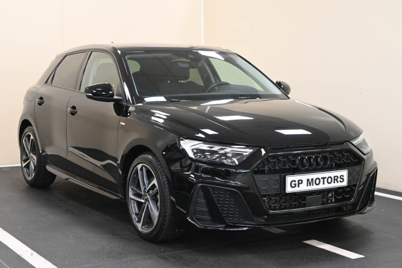 AUDI A1 2ª serie A1 SPB 30 TFSI S tronic Identity Black - Concessionario auto nuove usate autonoleggio Arezzo