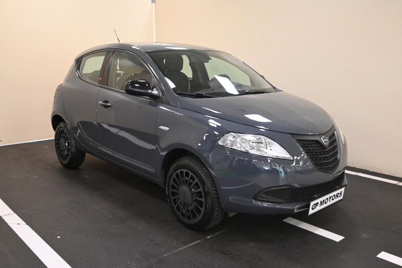 LANCIA Ypsilon 3ª serie Ypsilon 0.9 TwinAir 85 CV 5 porte Metano Ecochic Elefantino - Concessionario auto nuove usate autonoleggio Arezzo