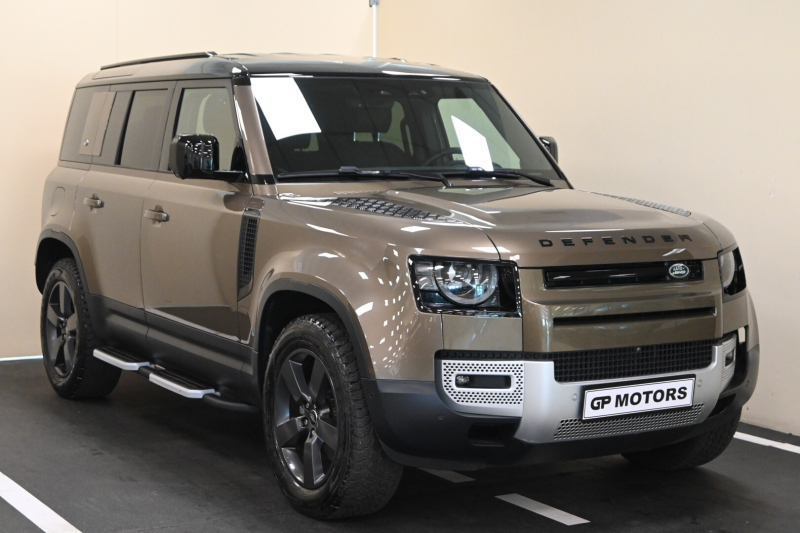 LAND ROVER Defender (2019) Defender 110 3.0D I6 200 CV AWD Auto SE - Concessionario auto nuove usate autonoleggio Arezzo