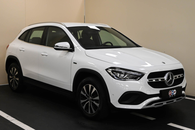 MERCEDES GLA          (H247) GLA 250 e EQ-Power Automatic Business Extra - Concessionario auto nuove usate autonoleggio Arezzo
