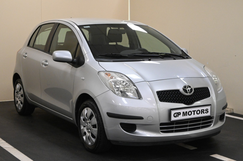 TOYOTA Yaris 2ª serie Yaris 1.0 5 porte - Concessionario auto nuove usate autonoleggio Arezzo