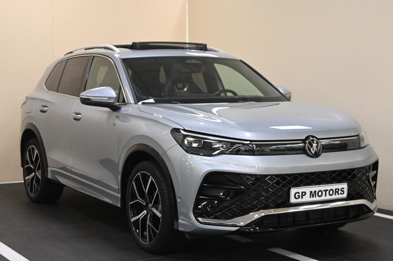 VOLKSWAGEN Tiguan 3ª serie Tiguan 1.5 eTSI 150 CV ACT DSG R-Line Plus - Concessionario auto nuove usate autonoleggio Arezzo