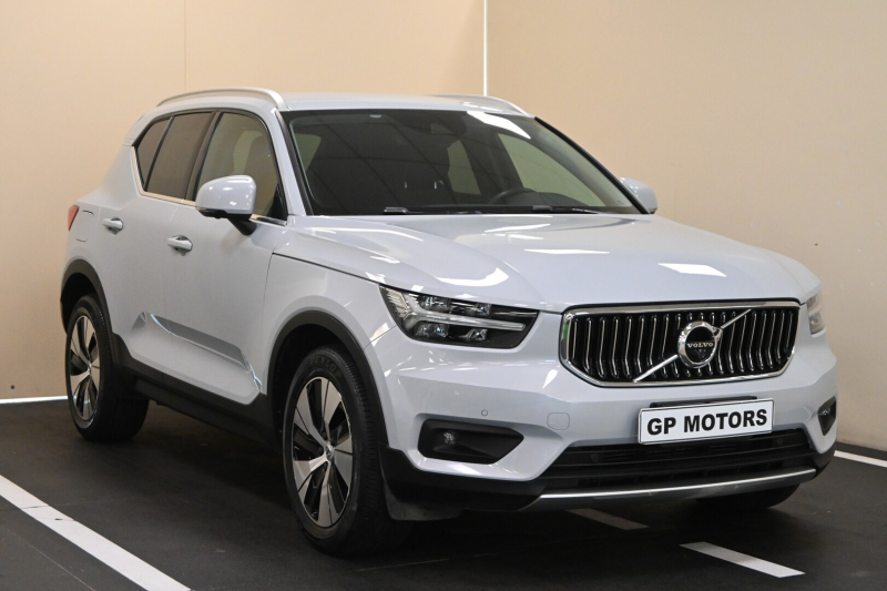 VOLVO XC40 (2017-->) XC40 T4 Recharge Plug-in Hybrid Inscription Expression - Concessionario auto nuove usate autonoleggio Arezzo
