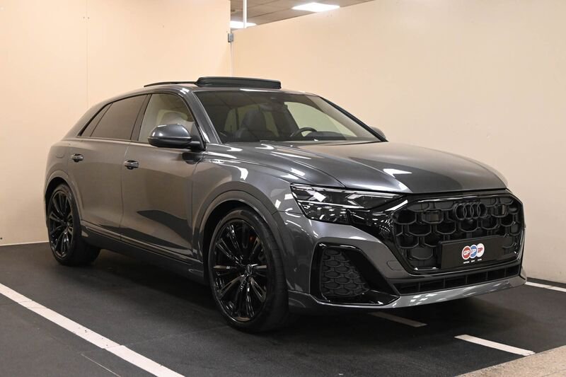 Audi Q8 50 TDI 286 CV quattro tiptronic S line edition - Concessionario auto nuove usate autonoleggio Arezzo